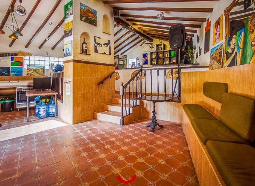 6 slaapkamer Commercieel te koop in Hondon de las Nieves met zwembad garage - € 850.000 (Ref: 9956318)