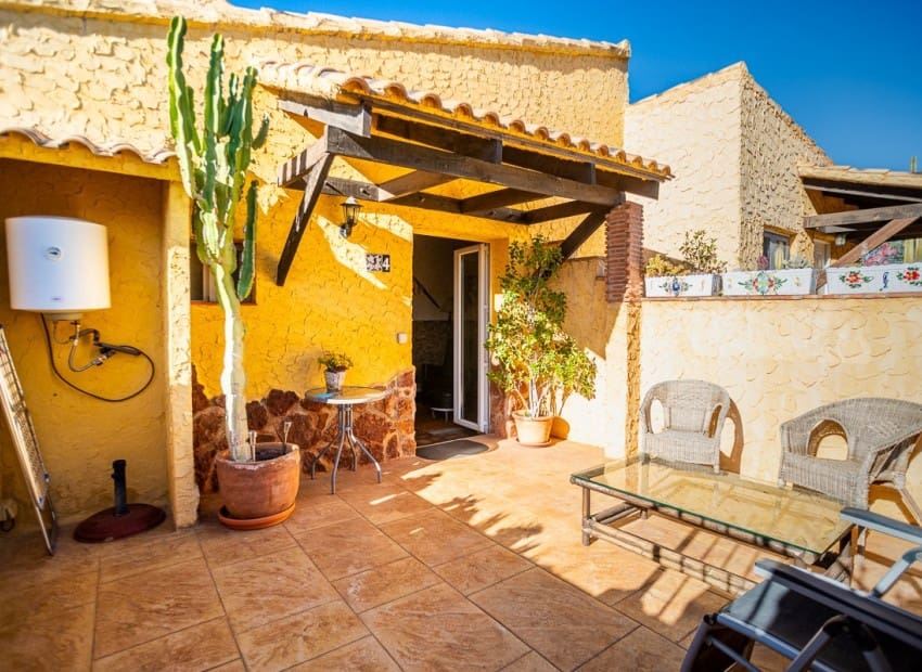 6 slaapkamer Commercieel te koop in Hondon de las Nieves met zwembad garage - € 850.000 (Ref: 9956318)