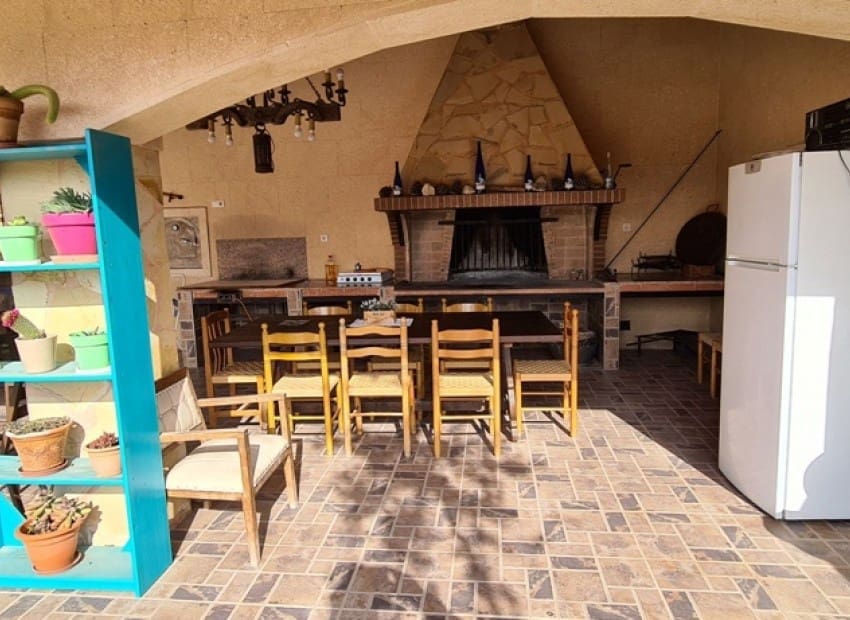 3 bedroom Villa for sale in La Matanza with pool garage - € 1,150,000 (Ref: 9956494)