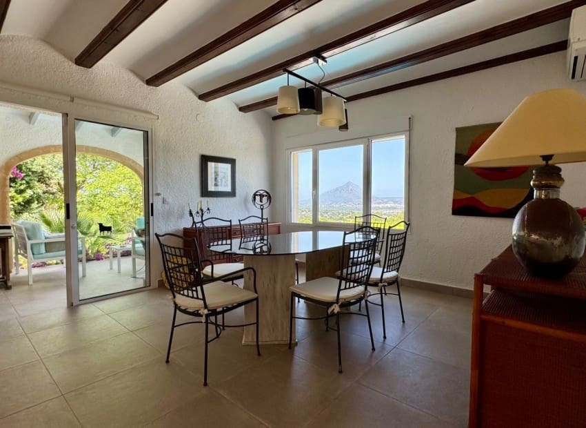 4 sovrum Villa till salu i Javea / Xabia med pool - 850 000 € (Ref: 9961599)