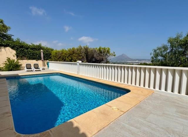 4 sovrum Villa till salu i Cap Martí - El Tossalet - Pinomar, Javea / Xàbia med pool - 850 000 € (Ref: 9961599)