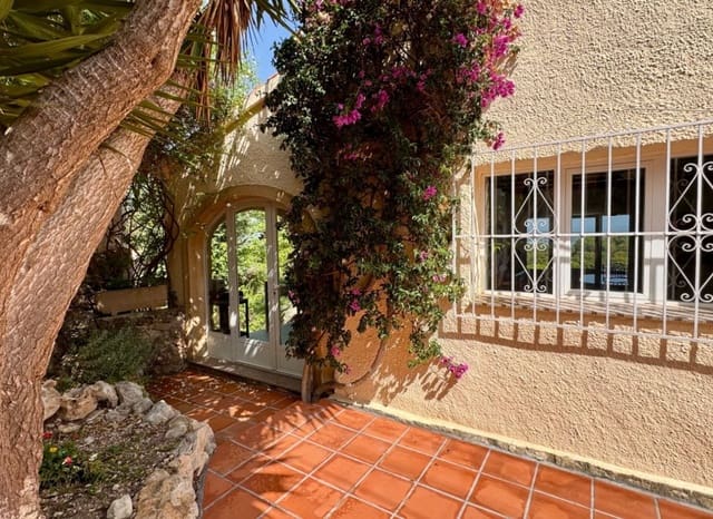 4 sovrum Villa till salu i Cap Martí - El Tossalet - Pinomar, Javea / Xàbia med pool - 850 000 € (Ref: 9961599)