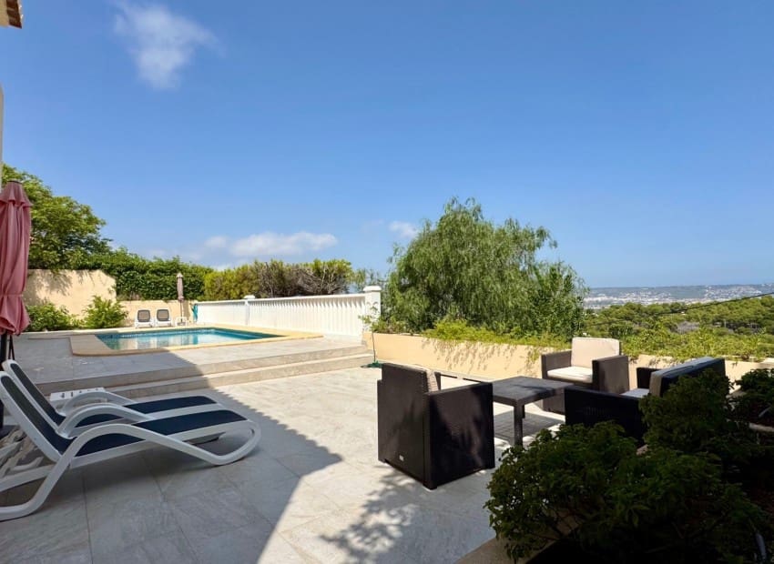 4 sovrum Villa till salu i Javea / Xabia med pool - 850 000 € (Ref: 9961599)