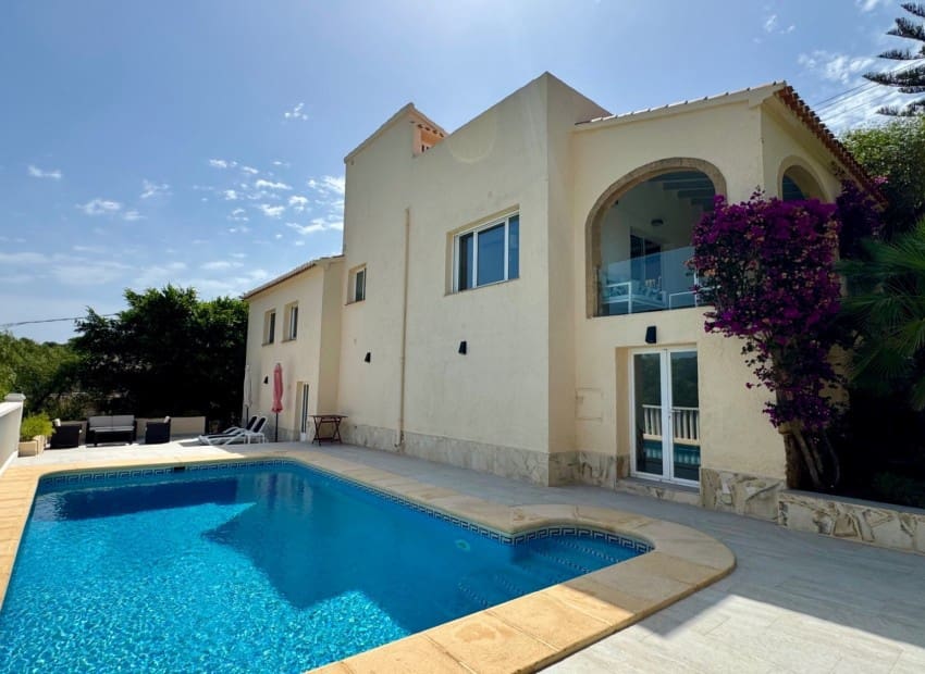 4 sovrum Villa till salu i Javea / Xabia med pool - 850 000 € (Ref: 9961599)