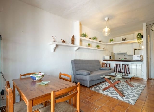 1 makuuhuone Huoneisto myytävänä paikassa Paichi, Teulada-Moraira mukana uima-altaan 
autotalli - 210 000 € (Ref: 9964411)