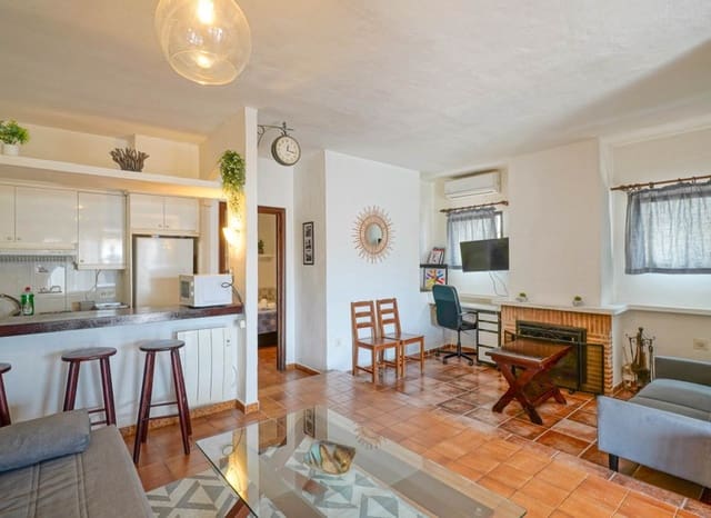 1 makuuhuone Huoneisto myytävänä paikassa Paichi, Teulada-Moraira mukana uima-altaan 
autotalli - 210 000 € (Ref: 9964411)