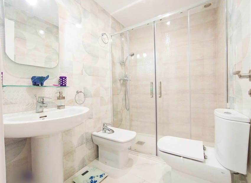 2 Zimmer Wohnung zu verkaufen in Denia mit Pool - 370.000 € (Ref: 9968902)