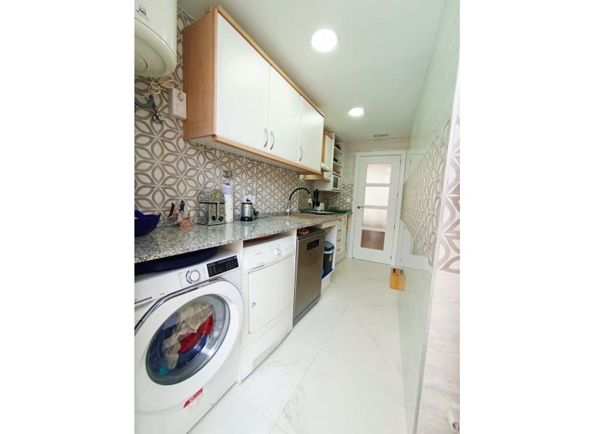 2 Zimmer Wohnung zu verkaufen in Denia mit Pool - 370.000 € (Ref: 9968902)