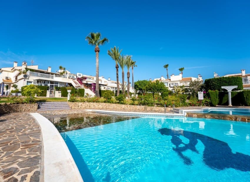2 bedroom Villa for sale in Los Balcones with pool - € 339,900 (Ref: 9971441)