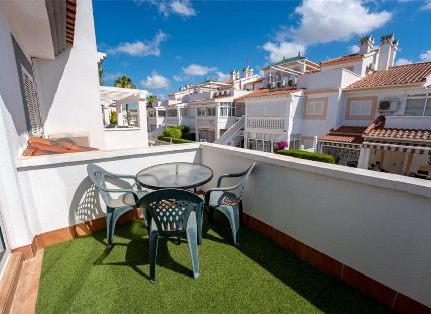 3 soveværelse Finca/Landehus til salg i La Florida med swimmingpool - € 349.000 (Ref: 9971701)