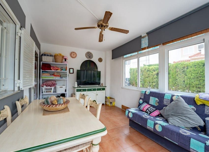3 soveværelse Finca/Landehus til salg i La Florida med swimmingpool - € 349.000 (Ref: 9971701)