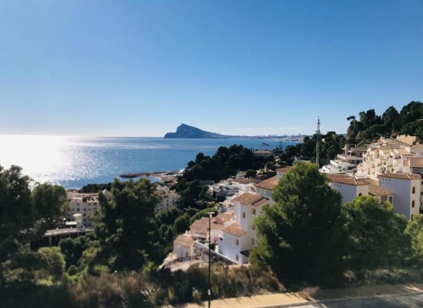 2 Zimmer Penthouse zu vermieten in Altea mit Pool Garage - 1.700 € (Ref: 9974367)