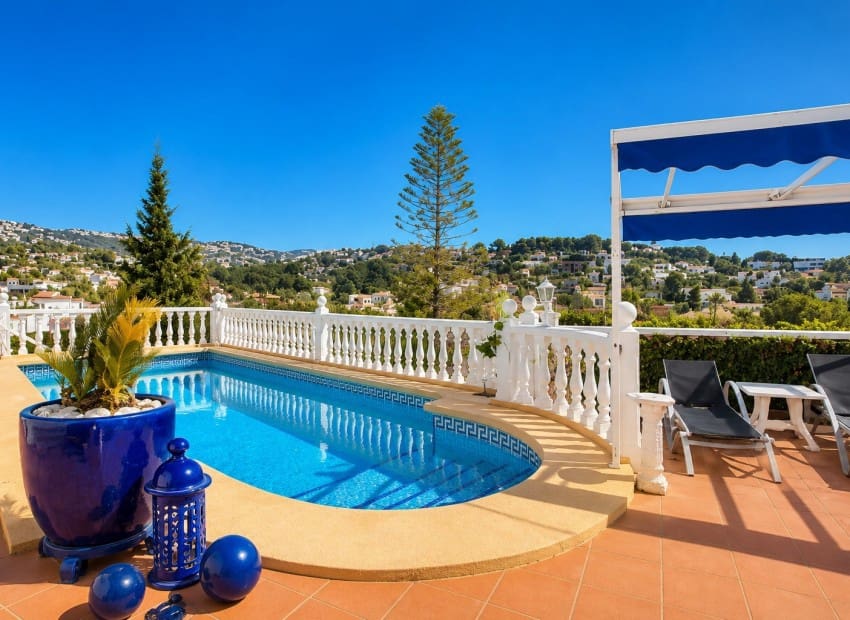 4 bedroom Villa for sale in Benissa with pool - € 766,000 (Ref: 9977544)