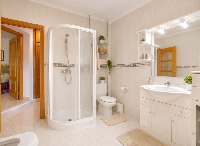 4 bedroom Villa for sale in Benissa with pool - € 766,000 (Ref: 9977544)
