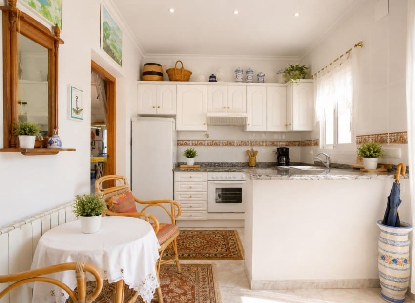 4 bedroom Villa for sale in Benissa with pool - € 766,000 (Ref: 9977544)