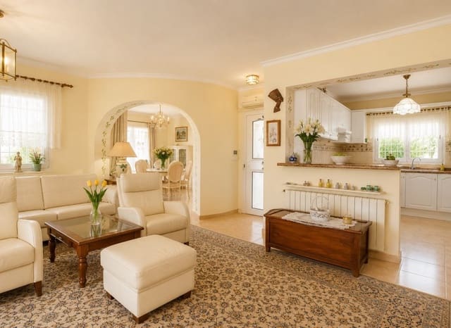 4 soverom Villa til salgs i Benissa med svømmebasseng - € 766 000 (Ref: 9977544)