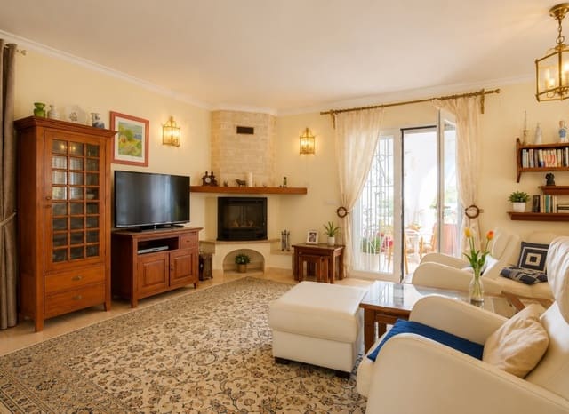 4 soverom Villa til salgs i Benissa med svømmebasseng - € 766 000 (Ref: 9977544)