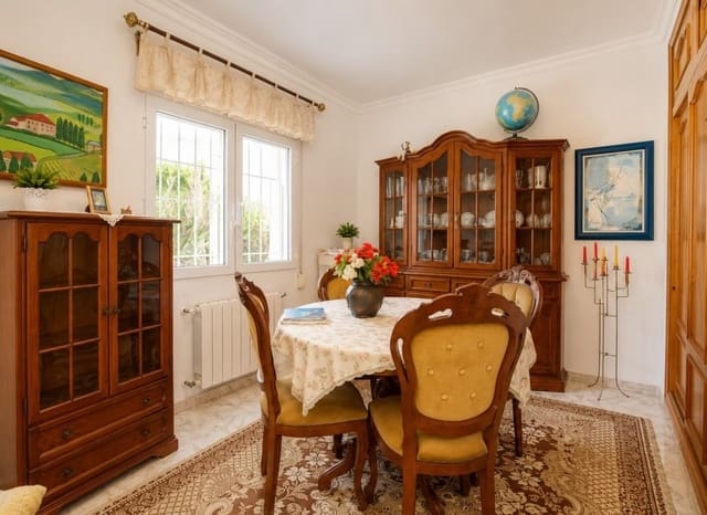 4 soverom Villa til salgs i Benissa med svømmebasseng - € 766 000 (Ref: 9977544)