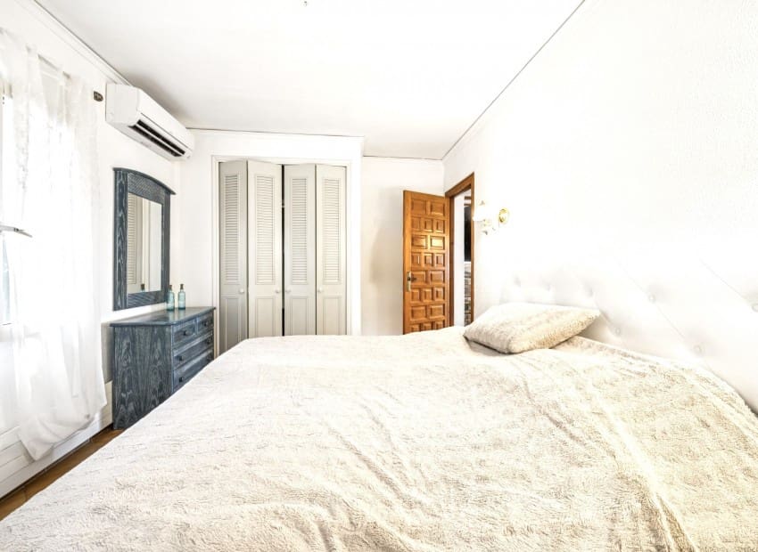 4 soverom Villa til salgs i Denia med svømmebasseng garasje - € 565 000 (Ref: 9977546)