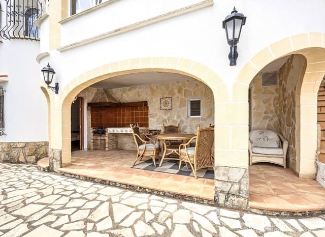 4 soverom Villa til salgs i La Pedrera - Vessanes, Dénia med svømmebasseng garasje - € 565 000 (Ref: 9977546)