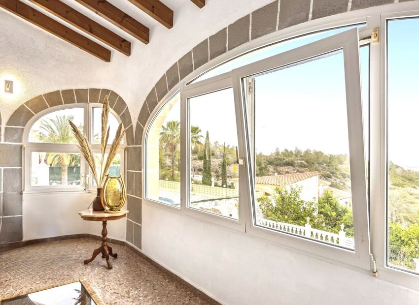 4 soverom Villa til salgs i Denia med svømmebasseng garasje - € 565 000 (Ref: 9977546)