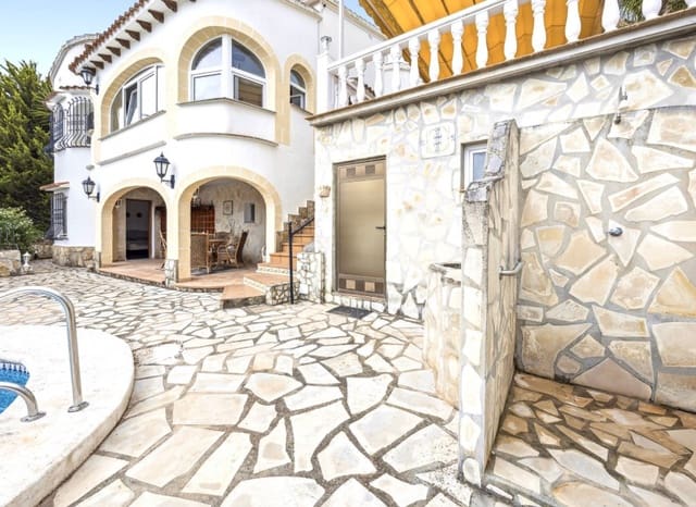 4 soverom Villa til salgs i La Pedrera - Vessanes, Dénia med svømmebasseng garasje - € 565 000 (Ref: 9977546)