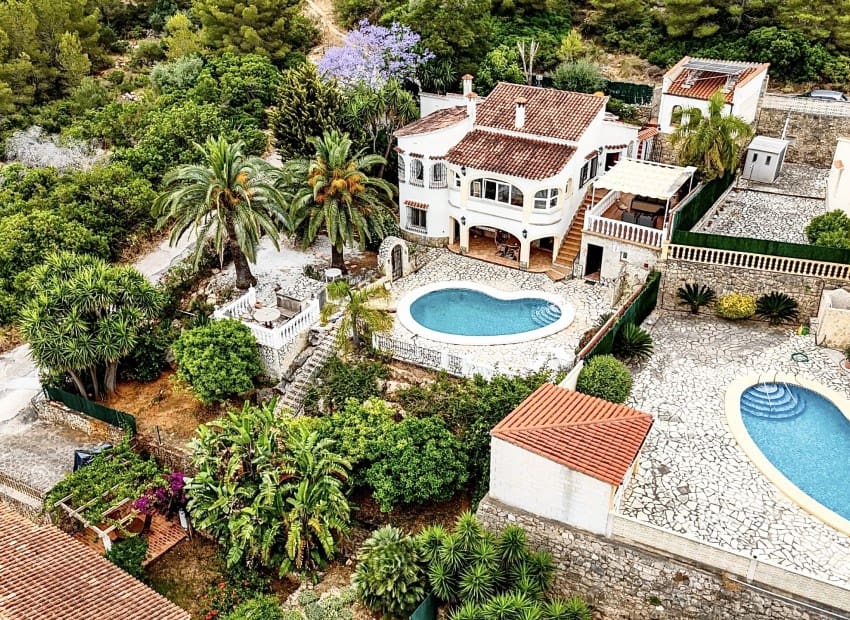 4 soverom Villa til salgs i Denia med svømmebasseng garasje - € 565 000 (Ref: 9977546)
