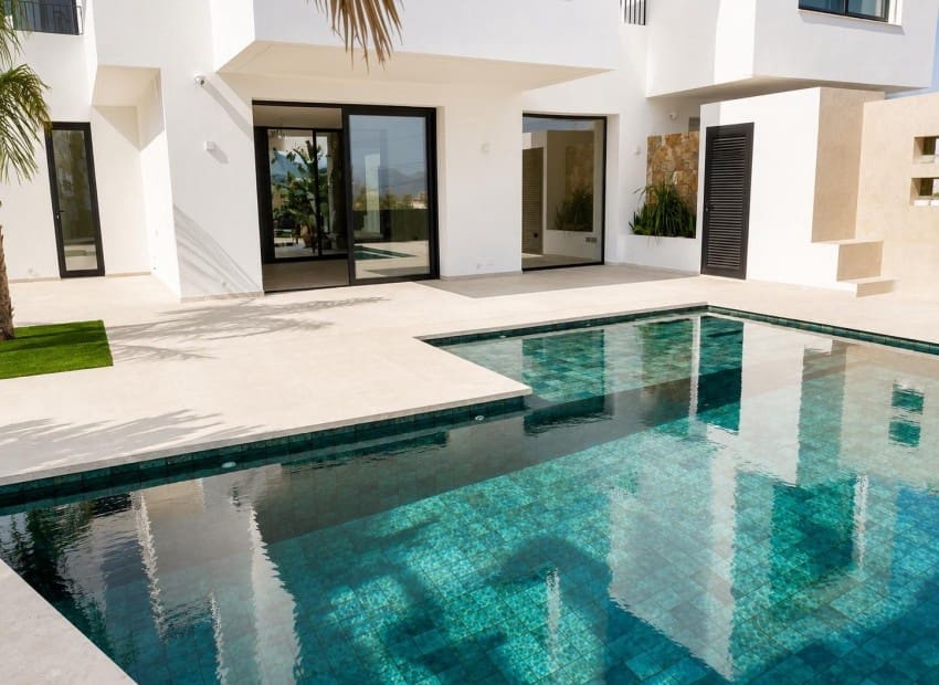 4 sovrum Semi-fristående Villa till salu i Alfaz del Pi / L'Alfas del Pi med pool garage - 850 000 € (Ref: 9979970)