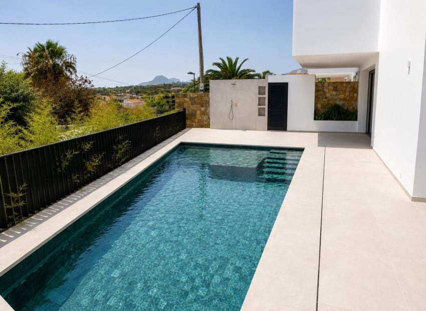 4 sovrum Semi-fristående Villa till salu i Alfaz del Pi / L'Alfas del Pi med pool garage - 850 000 € (Ref: 9979970)