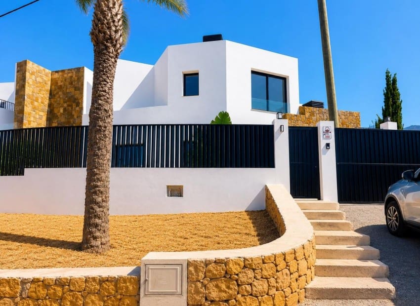 4 sovrum Semi-fristående Villa till salu i Alfaz del Pi / L'Alfas del Pi med pool garage - 850 000 € (Ref: 9979970)