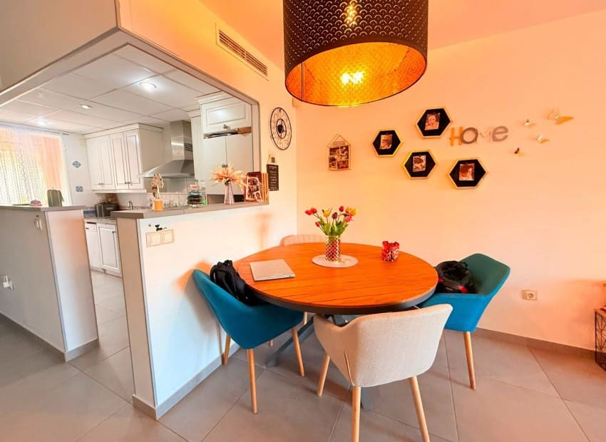 2 slaapkamer Bungalow te koop in Finestrat met zwembad garage - € 336.000 (Ref: 9980053)