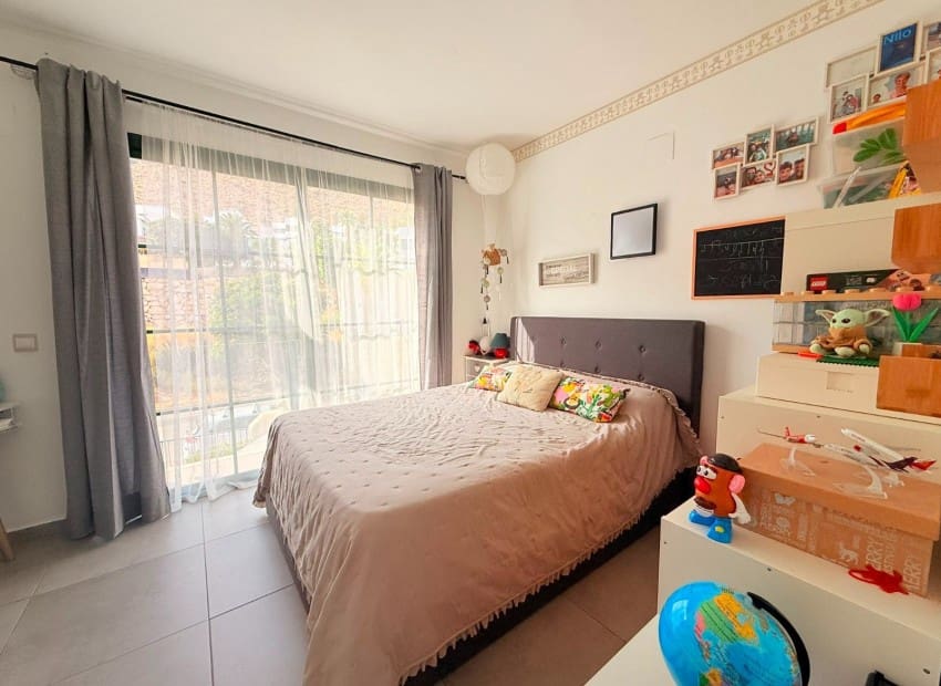2 slaapkamer Bungalow te koop in Finestrat met zwembad garage - € 336.000 (Ref: 9980053)