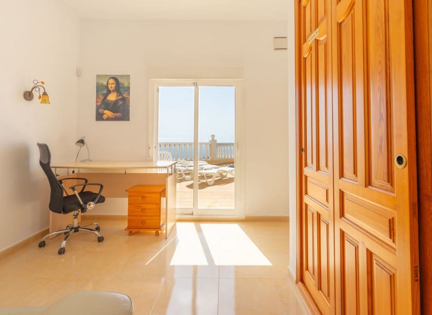 3 soverom Villa til salgs i Cumbre del Sol med svømmebasseng garasje - € 715 000 (Ref: 9981330)