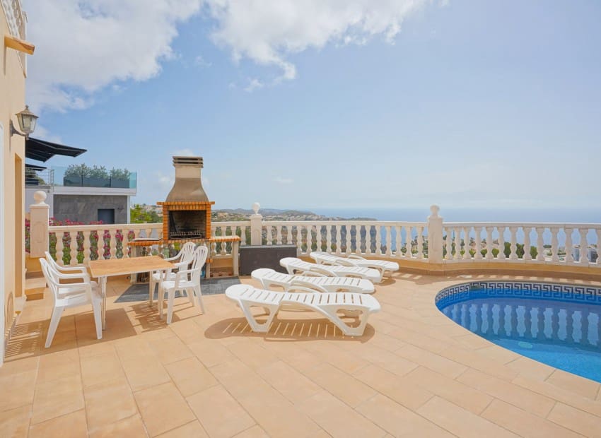 3 soverom Villa til salgs i Cumbre del Sol med svømmebasseng garasje - € 715 000 (Ref: 9981330)