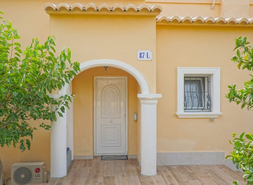 3 soverom Villa til salgs i Cumbre del Sol med svømmebasseng garasje - € 715 000 (Ref: 9981330)
