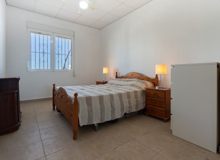 4 chambre Villa/Maison à vendre à Calpe / Calp avec piscine garage - 690 000 € (Ref: 9981331)
