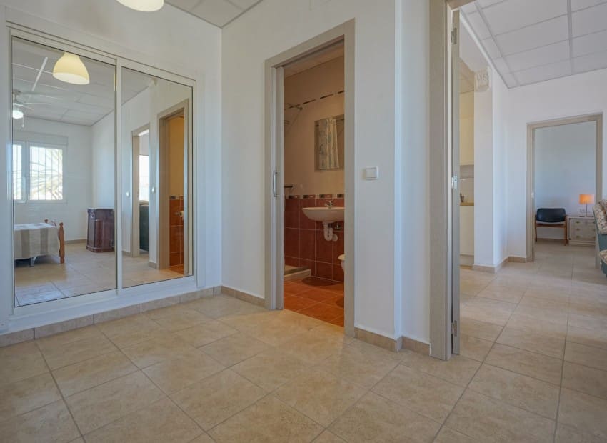 4 chambre Villa/Maison à vendre à Calpe / Calp avec piscine garage - 690 000 € (Ref: 9981331)