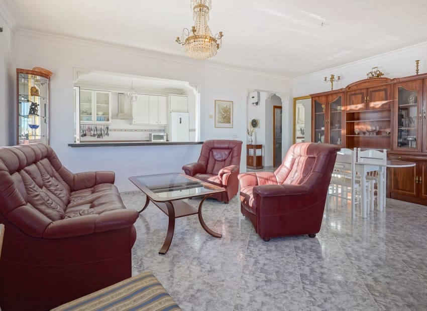 4 chambre Villa/Maison à vendre à Calpe / Calp avec piscine garage - 690 000 € (Ref: 9981331)
