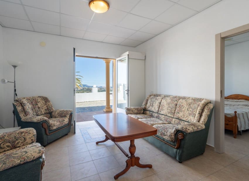 4 chambre Villa/Maison à vendre à Calpe / Calp avec piscine garage - 690 000 € (Ref: 9981331)