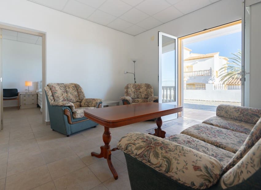 4 chambre Villa/Maison à vendre à Calpe / Calp avec piscine garage - 690 000 € (Ref: 9981331)