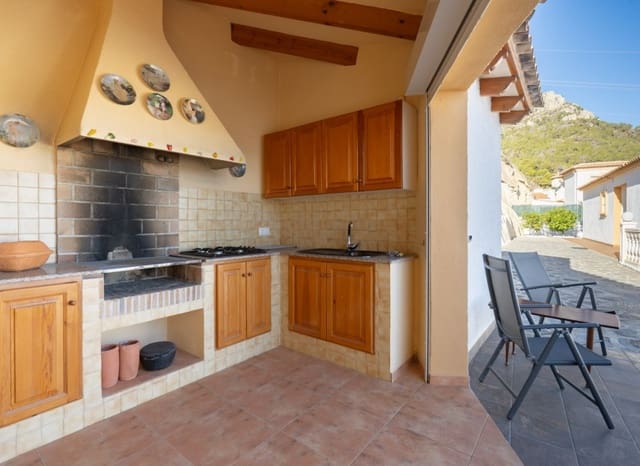 4 soveværelse Villa til salg i Oltamar - Cucarres, Calpe / Calp med swimmingpool garage - € 690.000 (Ref: 9981331)