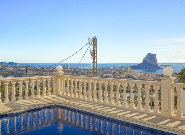 4 soveværelse Villa til salg i Oltamar - Cucarres, Calpe / Calp med swimmingpool garage - € 690.000 (Ref: 9981331)
