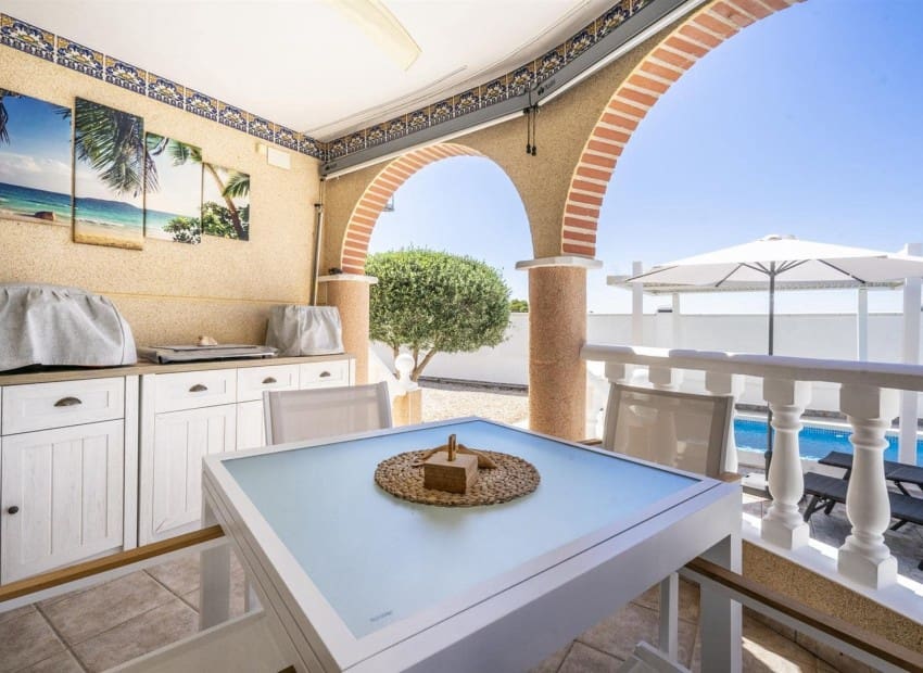 3 sovrum Villa till salu i Valle del Sol med pool garage - 250 000 € (Ref: 9985651)