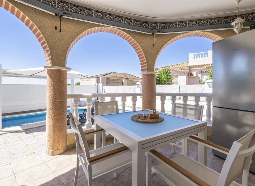 3 sovrum Villa till salu i Valle del Sol med pool garage - 250 000 € (Ref: 9985651)