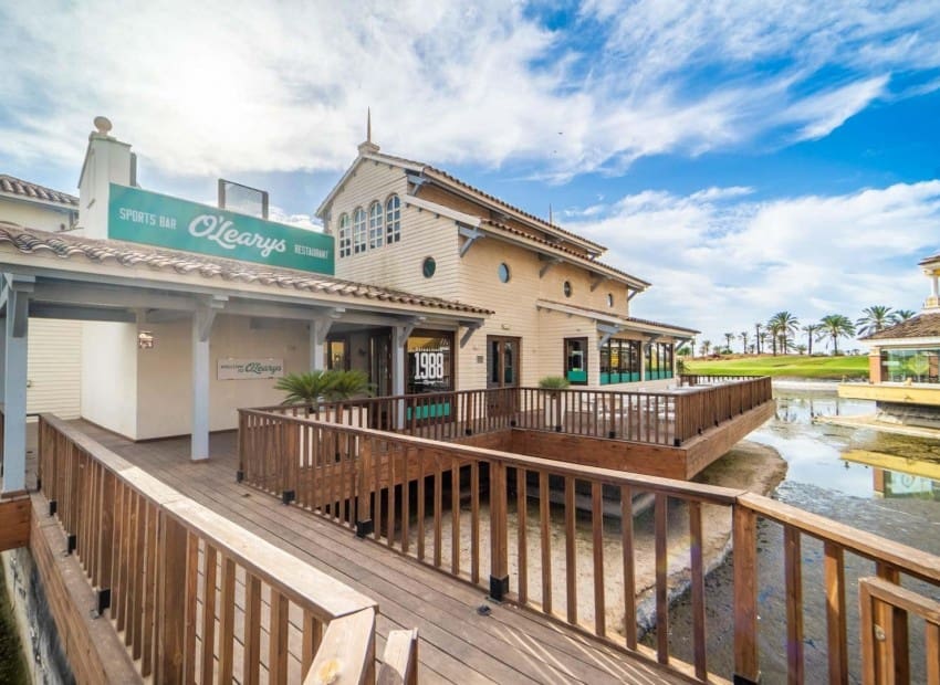 2 makuuhuone Huoneisto myytävänä paikassa La Torre Golf Resort mukana uima-altaan 
autotalli - 168 000 € (Ref: 9985653)