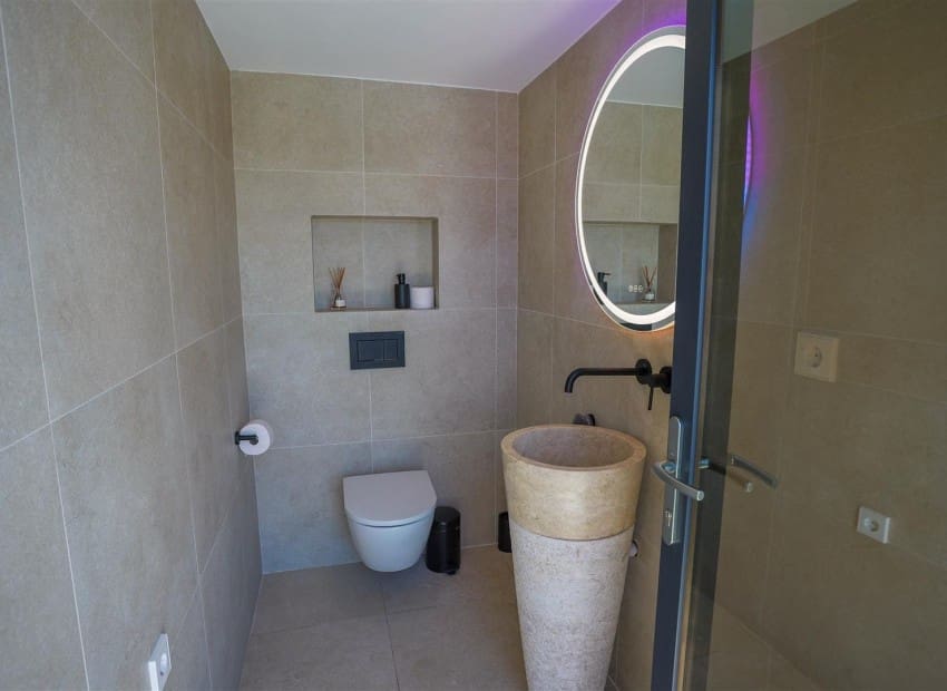 4 soverom Villa til salgs i La Manga del Mar Menor med svømmebasseng garasje - € 2 150 000 (Ref: 9985764)