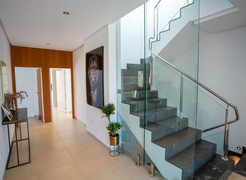4 soverom Villa til salgs i La Manga del Mar Menor med svømmebasseng garasje - € 2 150 000 (Ref: 9985764)