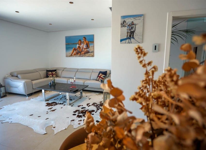 4 soverom Villa til salgs i La Manga del Mar Menor med svømmebasseng garasje - € 2 150 000 (Ref: 9985764)