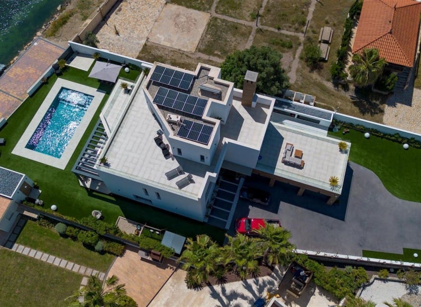 4 soverom Villa til salgs i La Manga del Mar Menor med svømmebasseng garasje - € 2 150 000 (Ref: 9985764)