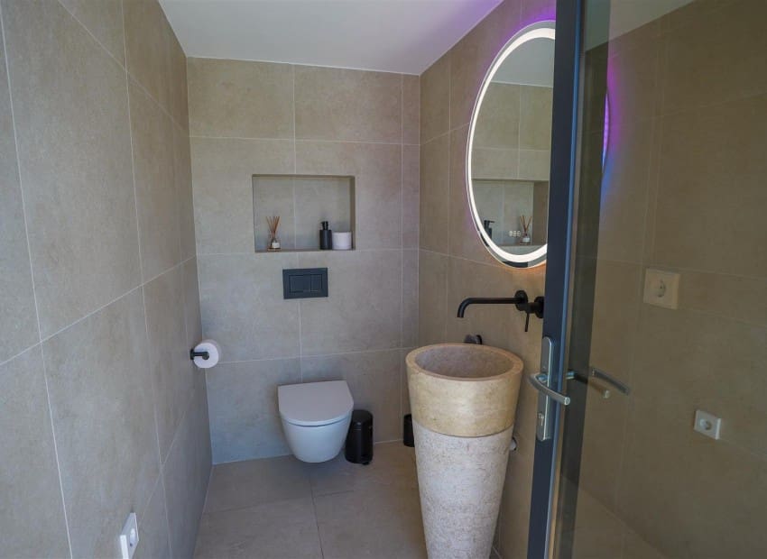 4 bedroom Villa for sale in La Manga del Mar Menor with pool garage - € 2,150,000 (Ref: 9985764)